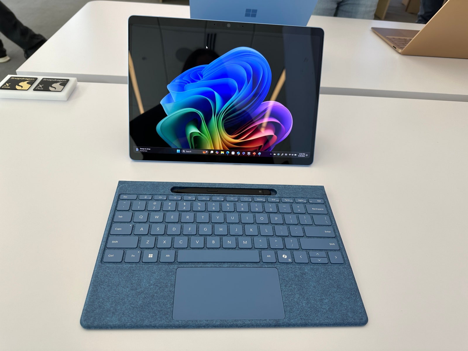 Microsoft Surface pro ve klavye